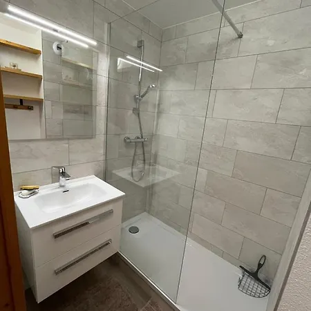 Duplex Montalbert דירה